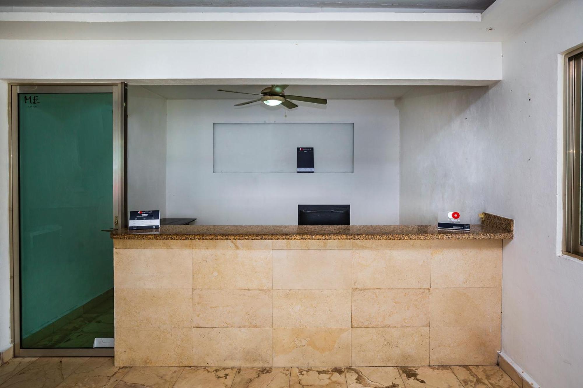 Capital O Cancun International Airport 24 7 外观 照片
